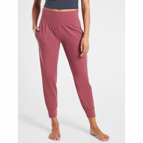 Athleta Pants - Athleta Salutation Jogger Powervita High Rise Medium Petite